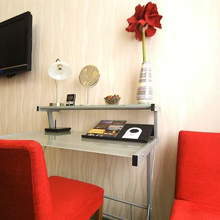 Guestrooms 3*