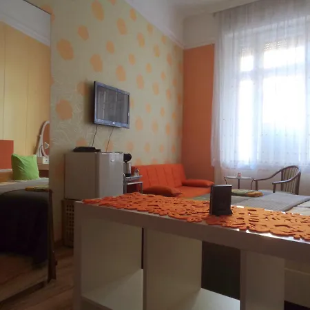 Vendégház Guestrooms 3*