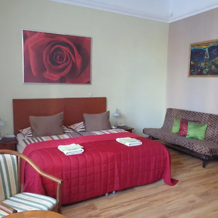 Guestrooms Gæstehus 3*